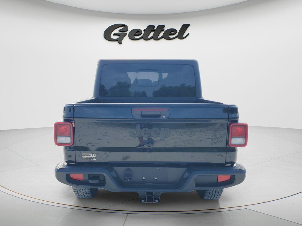used 2023 Jeep Gladiator car, priced at $34,112