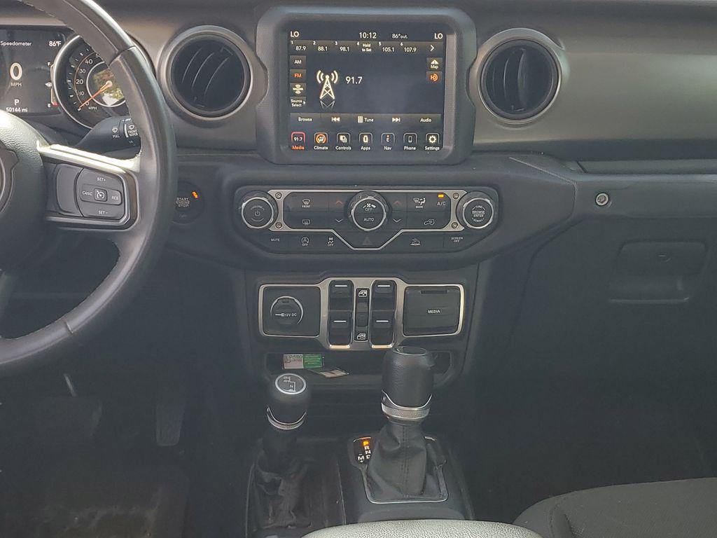 used 2023 Jeep Gladiator car, priced at $34,112