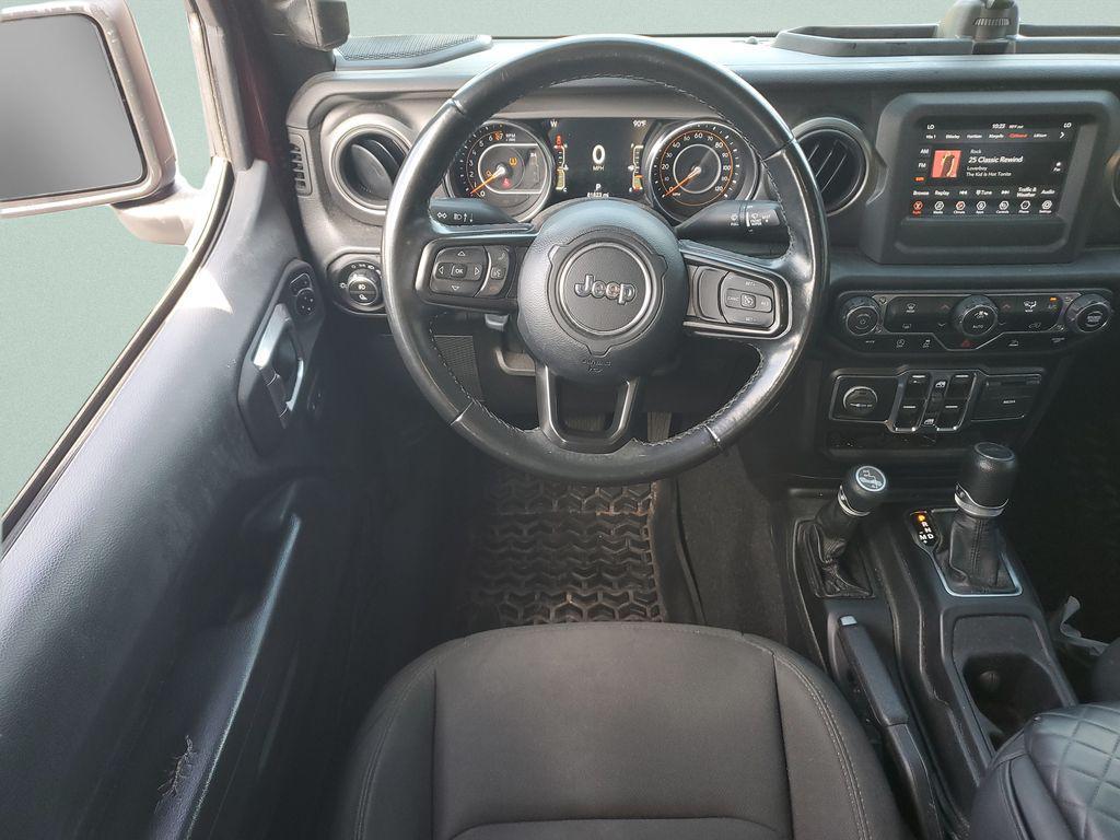 used 2021 Jeep Gladiator car, priced at $27,298