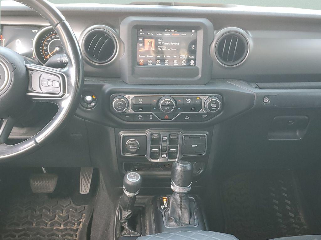 used 2021 Jeep Gladiator car, priced at $27,298