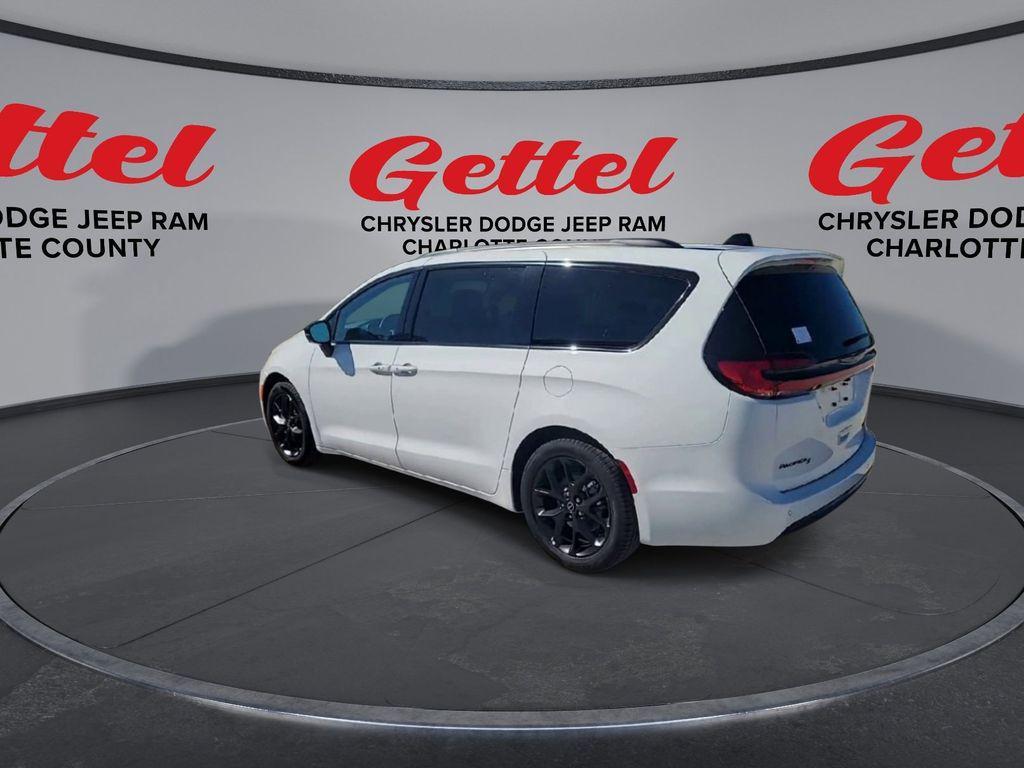 new 2026 Chrysler Pacifica car, priced at $47,683