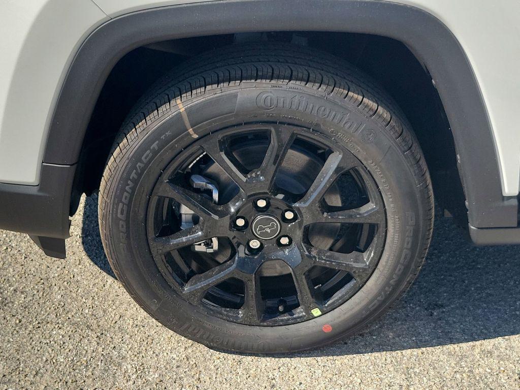 new 2026 Jeep Compass car, priced at $30,050