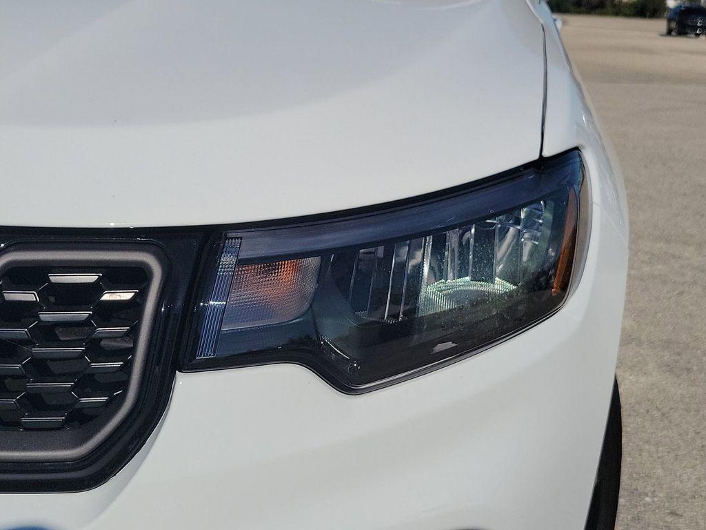 new 2026 Jeep Compass car, priced at $30,050