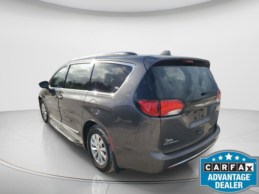 used 2017 Chrysler Pacifica car, priced at $11,608