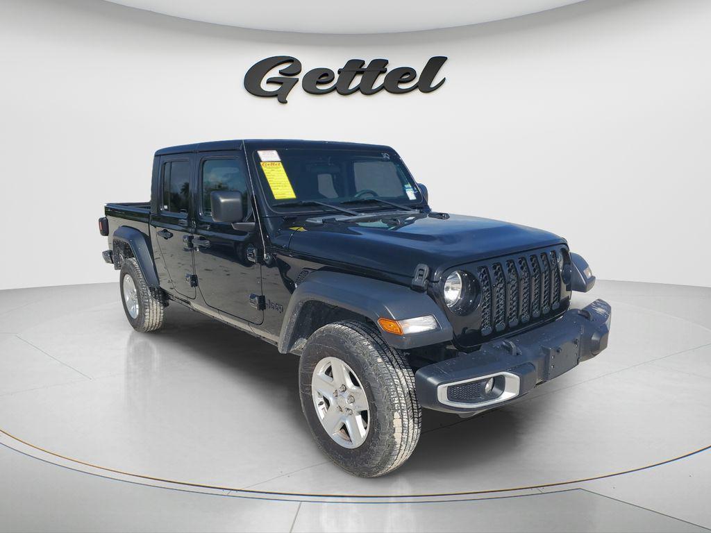 used 2023 Jeep Gladiator car, priced at $25,399