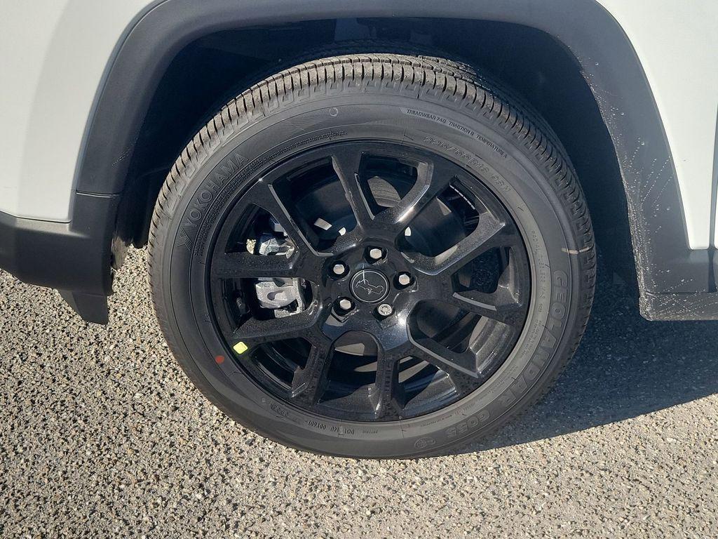 new 2026 Jeep Compass car, priced at $25,237