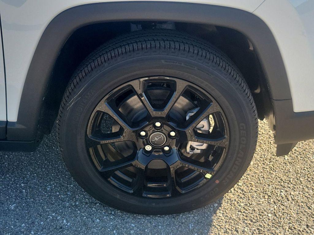 new 2026 Jeep Compass car, priced at $25,237