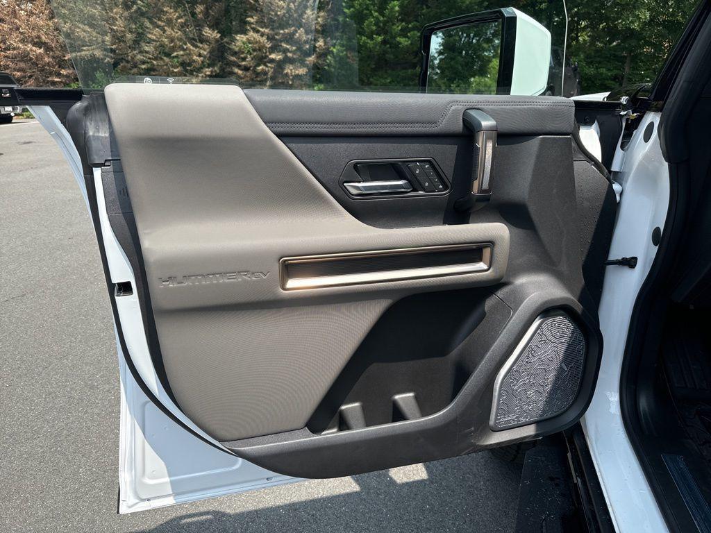 new 2025 GMC HUMMER EV Pickup car, priced at $95,794