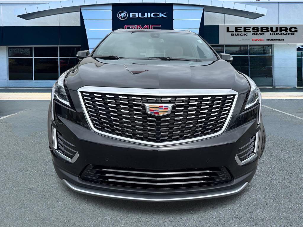 used 2025 Cadillac XT5 car, priced at $38,418