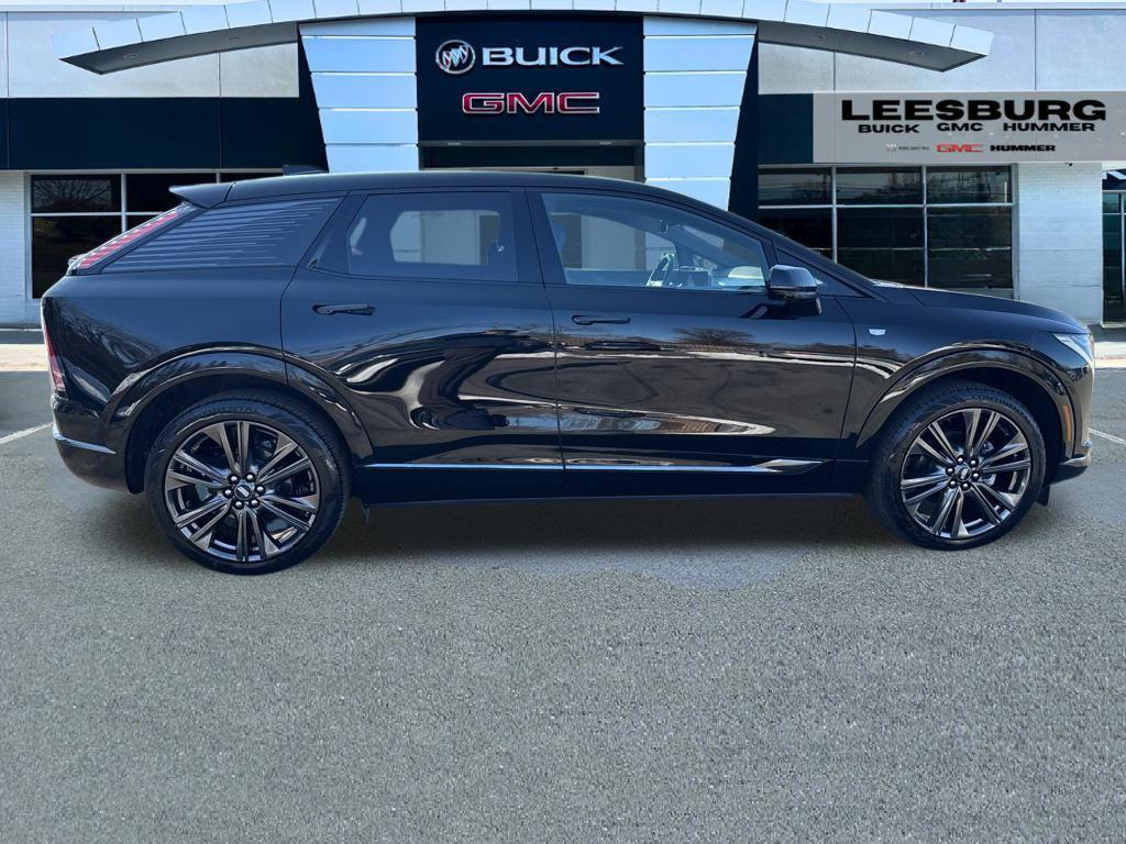 used 2025 Cadillac OPTIQ car, priced at $45,523