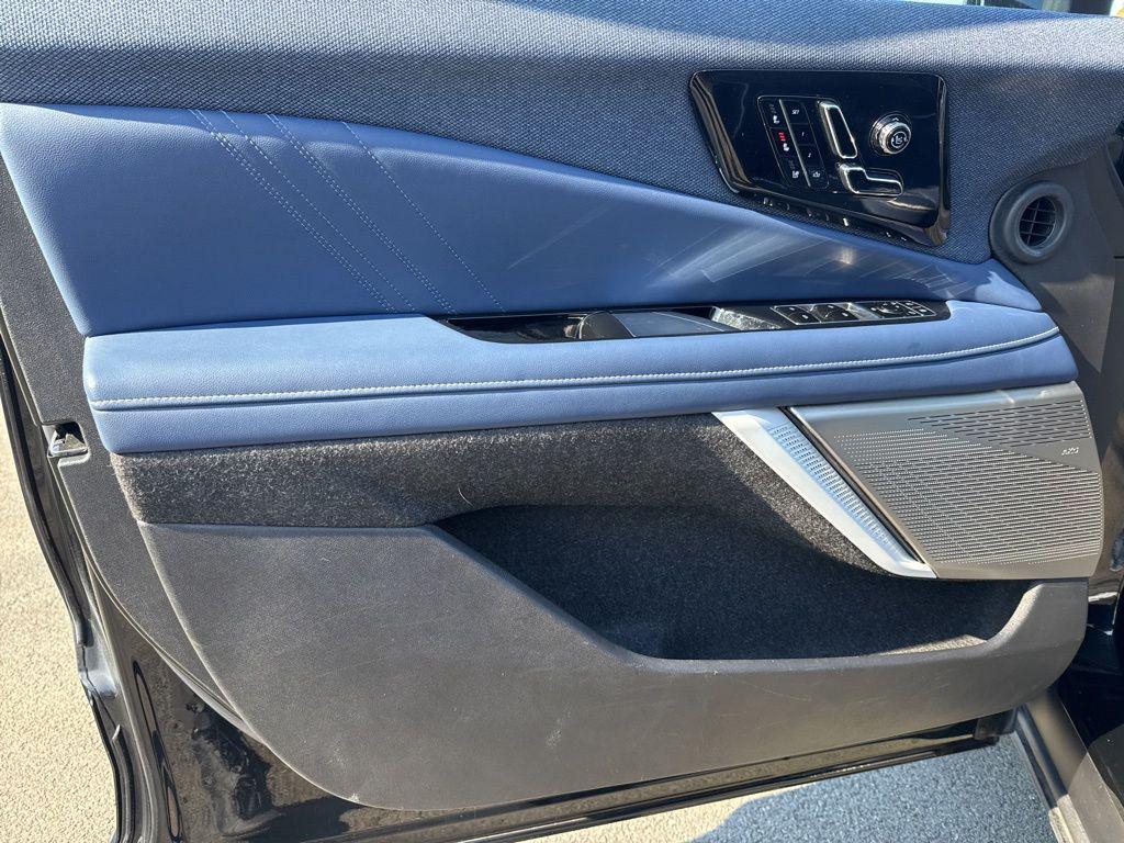 used 2025 Cadillac OPTIQ car, priced at $45,523