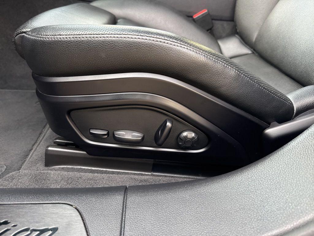 used 2022 Porsche Panamera car, priced at $75,013