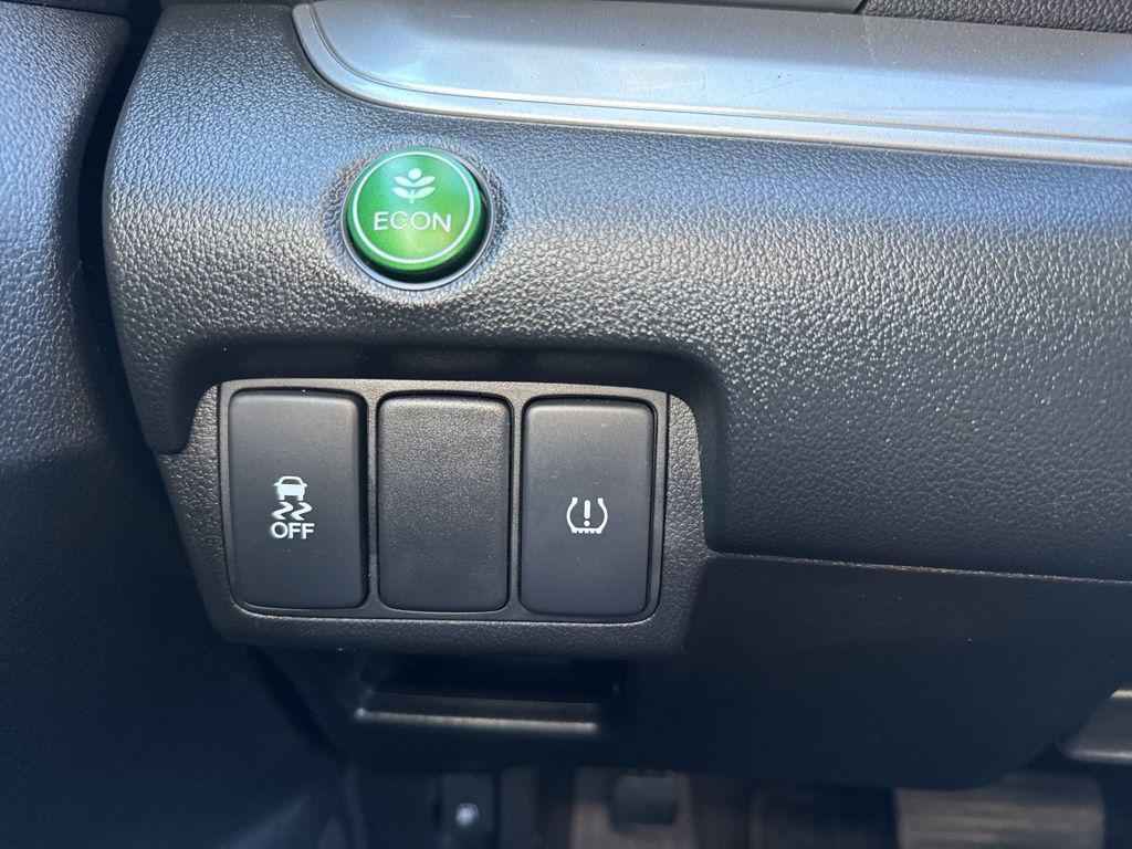 used 2015 Honda CR-V car, priced at $11,276