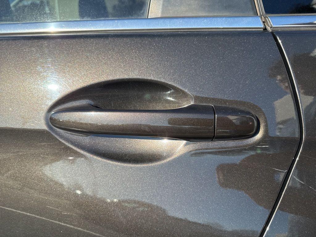 used 2015 Honda CR-V car, priced at $11,276