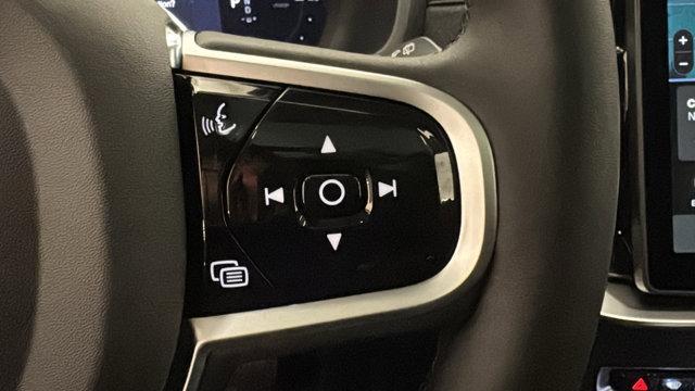 new 2026 Volvo XC90 Plug-In Hybrid car, priced at $85,625