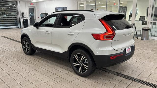 new 2026 Volvo XC40 car, priced at $39,445