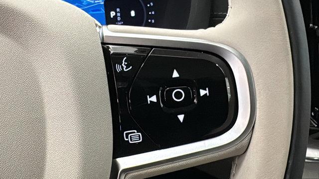 new 2026 Volvo XC60 car, priced at $64,055