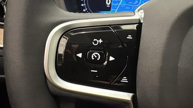 new 2026 Volvo XC60 Plug-In Hybrid car, priced at $70,197