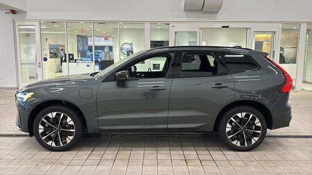 new 2026 Volvo XC60 Plug-In Hybrid car, priced at $70,197
