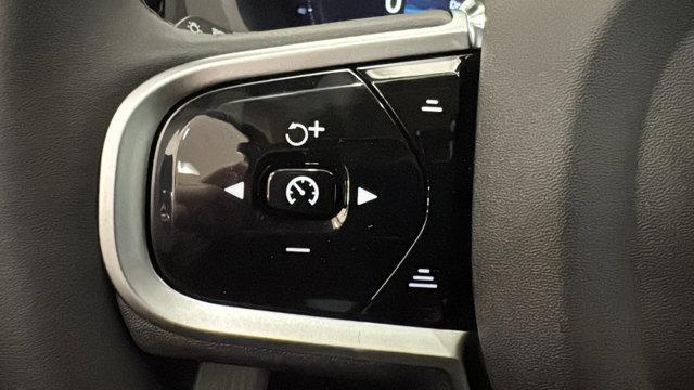 new 2026 Volvo XC60 Plug-In Hybrid car, priced at $69,285