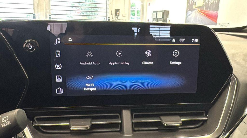 used 2024 Chevrolet Trax car, priced at $20,312