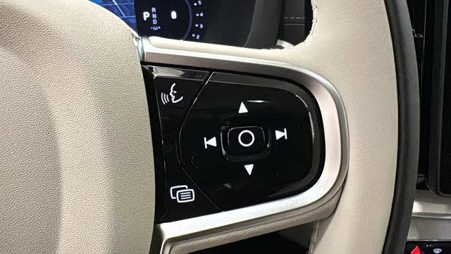 new 2026 Volvo XC60 car, priced at $63,935