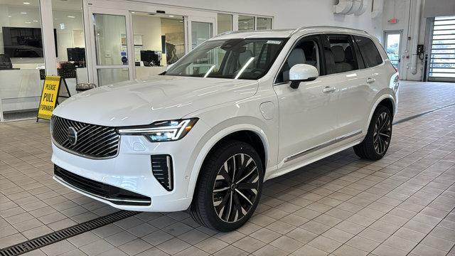 new 2026 Volvo XC90 Plug-In Hybrid car, priced at $86,157
