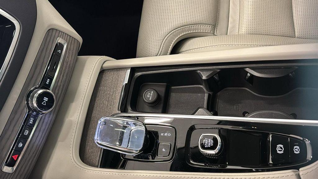 used 2023 Volvo XC90 car, priced at $40,312