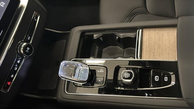 new 2026 Volvo XC90 Plug-In Hybrid car, priced at $82,482