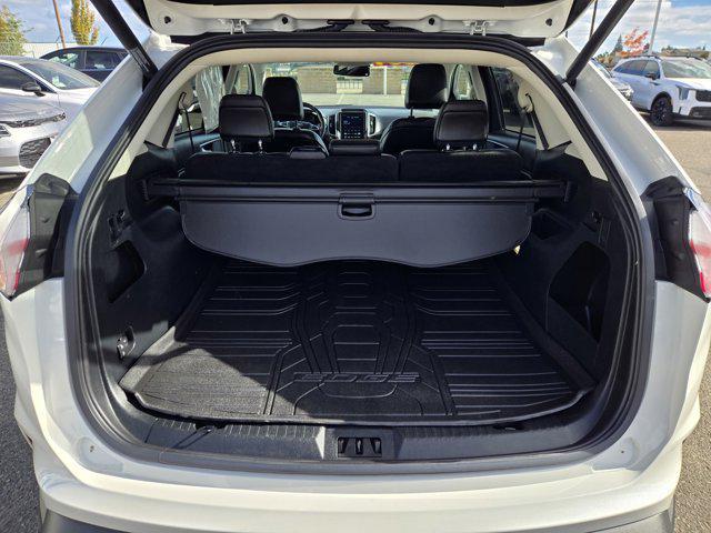 used 2022 Ford Edge car, priced at $18,749