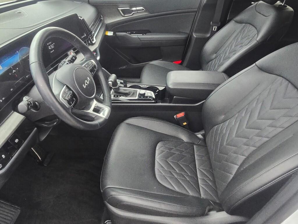 used 2025 Kia Sportage car, priced at $35,290