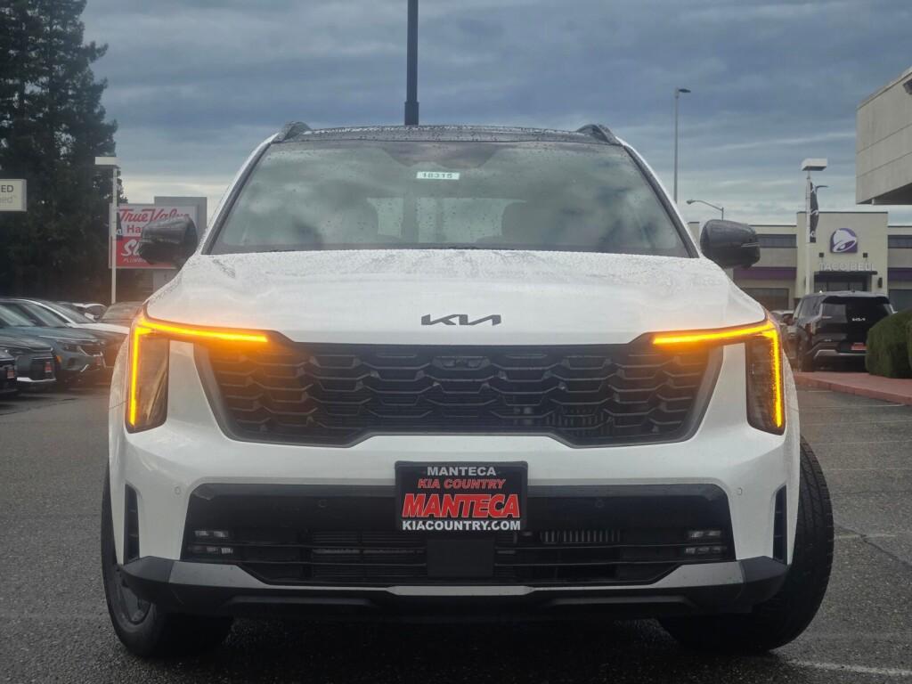 new 2026 Kia Sorento Hybrid car, priced at $49,190