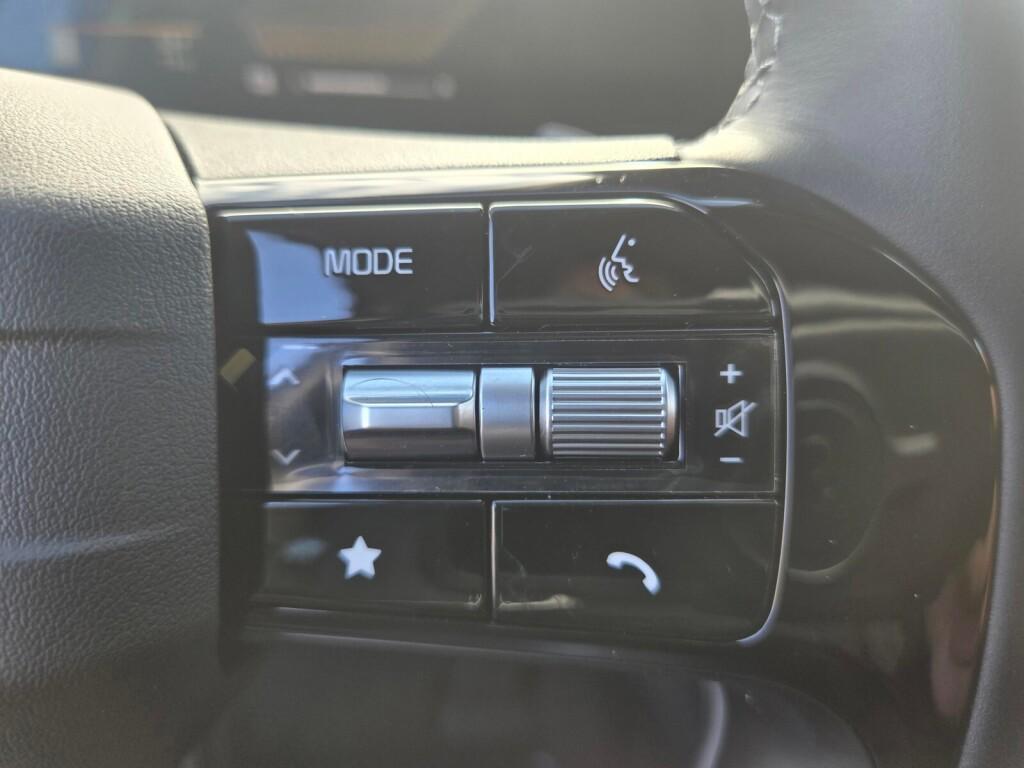 new 2026 Kia Sorento Hybrid car, priced at $44,555