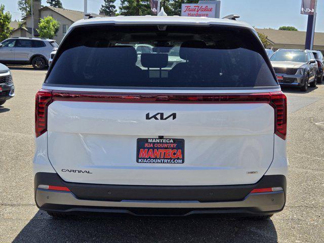 new 2026 Kia Carnival Hybrid car, priced at $55,350