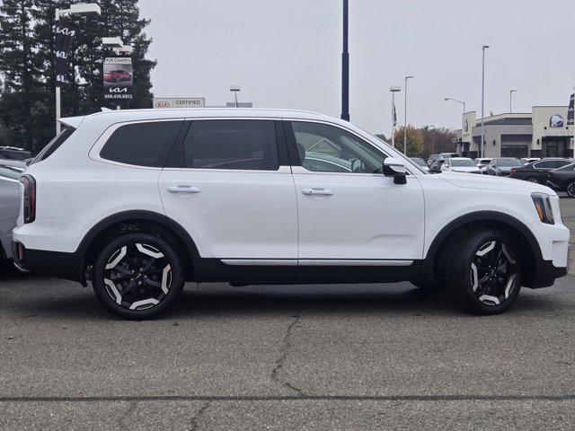 new 2025 Kia Telluride car, priced at $45,295
