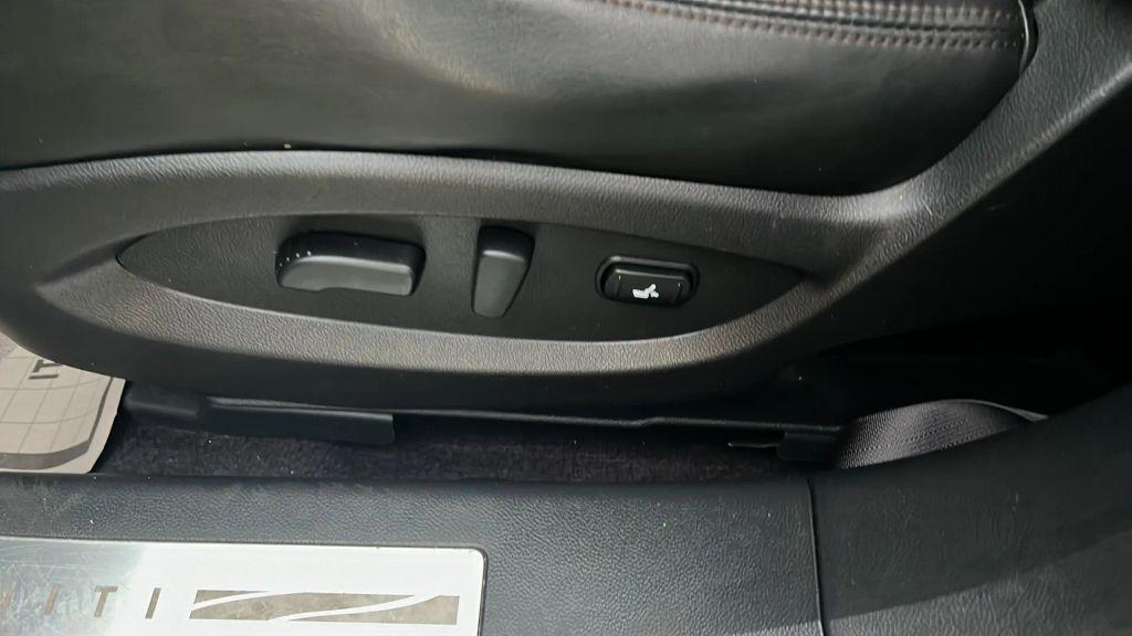 used 2015 INFINITI QX70 car, priced at $9,900