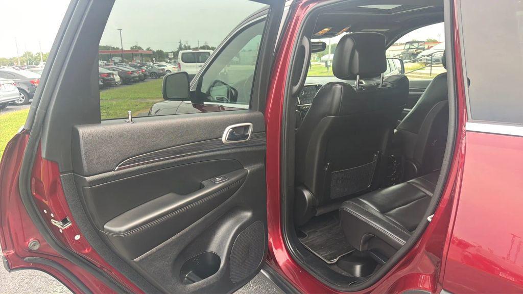 used 2022 Jeep Grand Cherokee car, priced at $20,204
