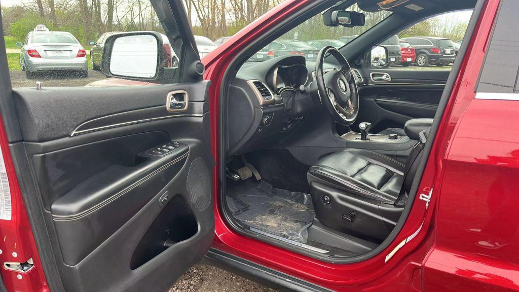 used 2015 Jeep Grand Cherokee car, priced at $11,700