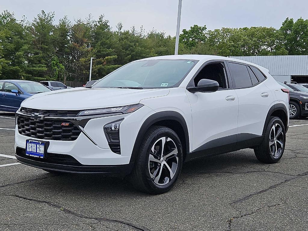 used 2024 Chevrolet Trax car, priced at $21,633