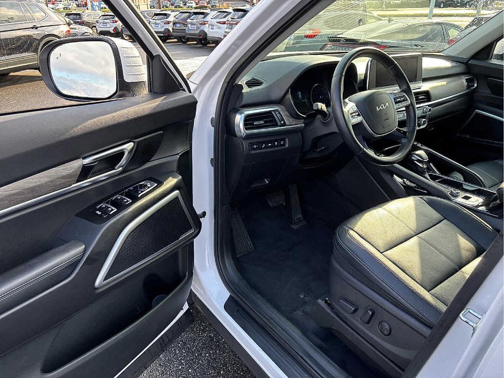 used 2022 Kia Telluride car, priced at $34,994