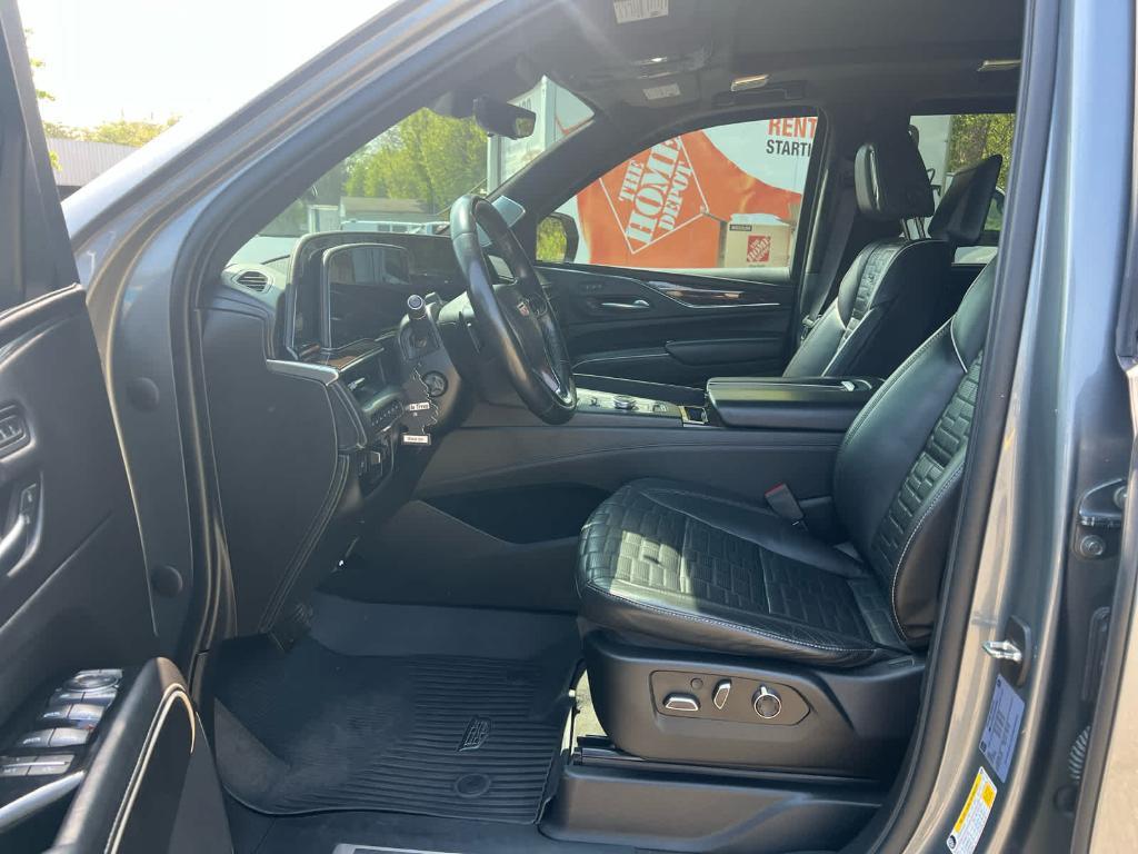 used 2022 Cadillac Escalade car, priced at $67,997
