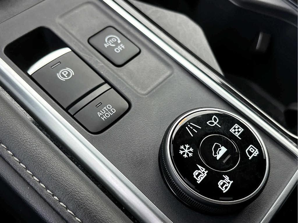 used 2024 Nissan Pathfinder car, priced at $31,505