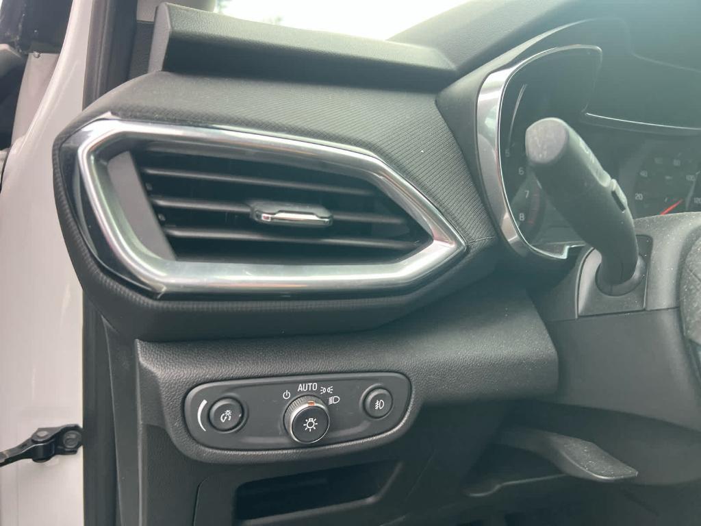 used 2023 Chevrolet TrailBlazer car, priced at $23,238