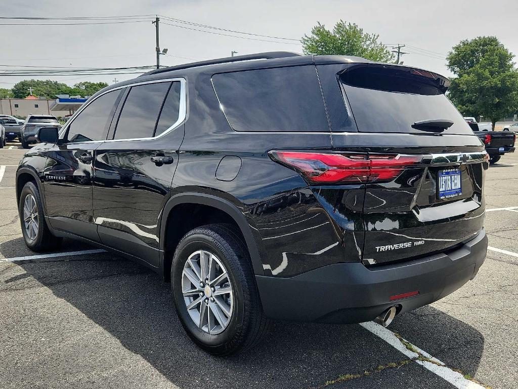 used 2023 Chevrolet Traverse car, priced at $32,676