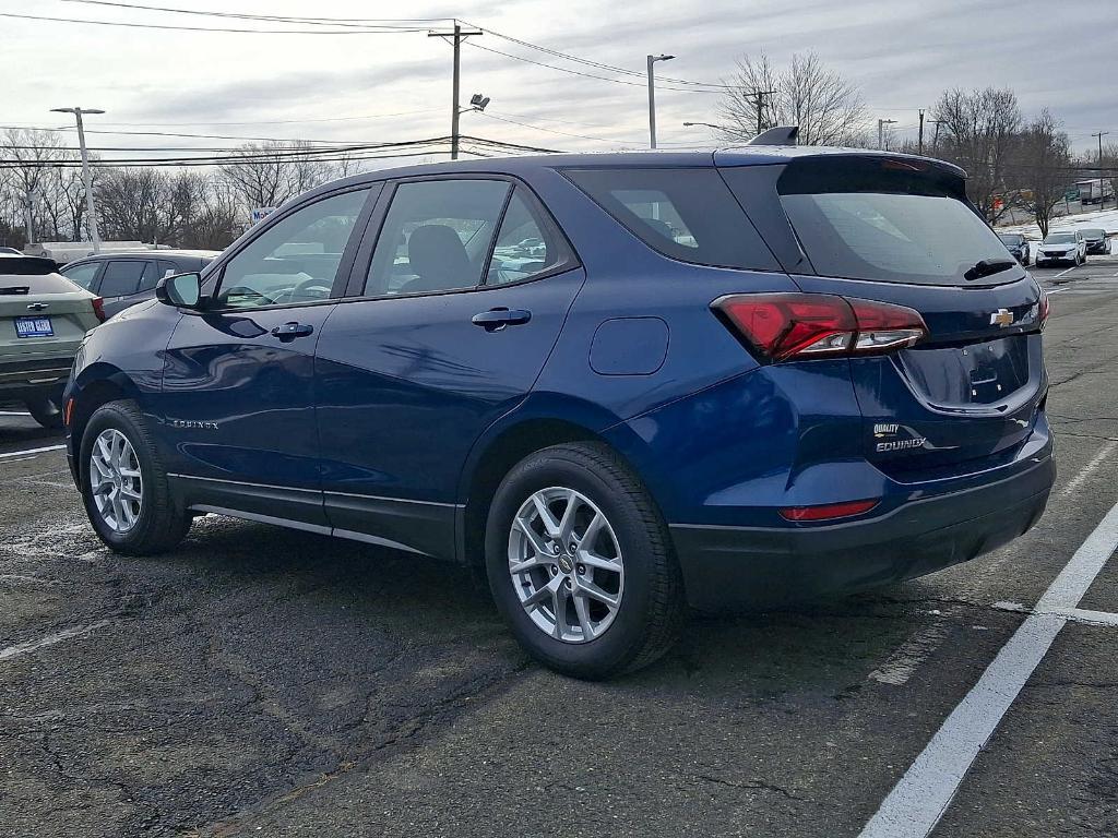 used 2023 Chevrolet Equinox car, priced at $23,748