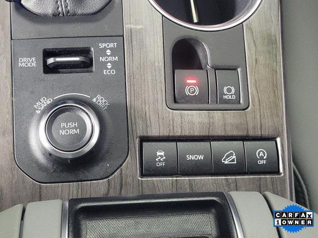 used 2021 Toyota Highlander car, priced at $34,932