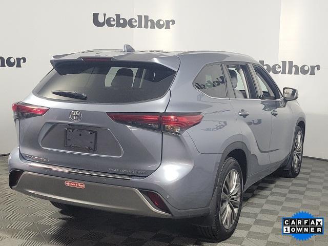 used 2021 Toyota Highlander car, priced at $34,932