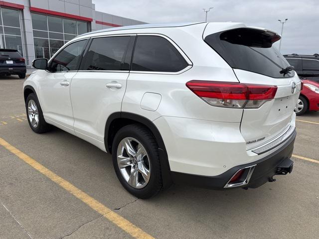 used 2019 Toyota Highlander car, priced at $31,931