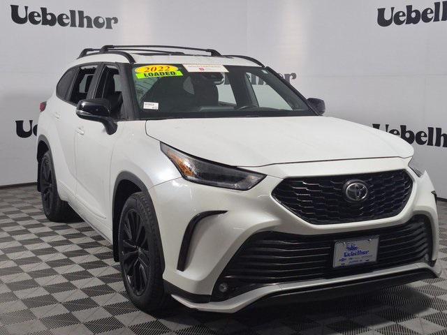 used 2022 Toyota Highlander car, priced at $38,937