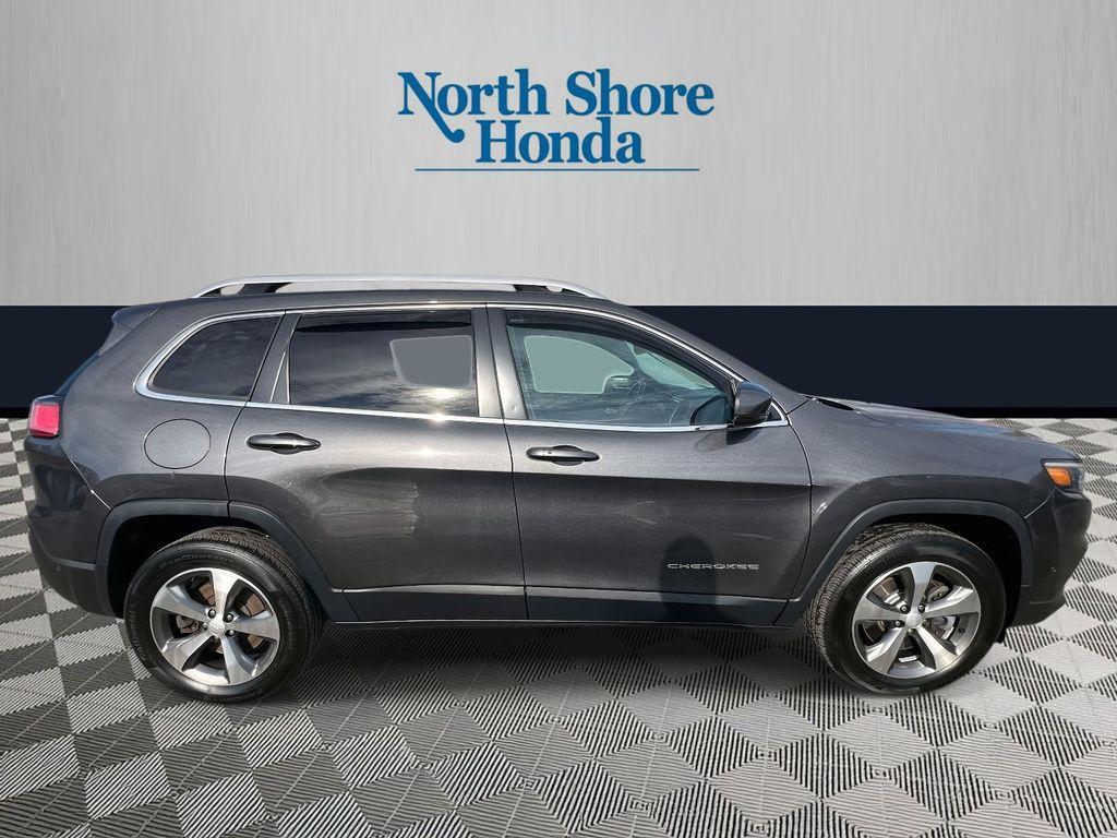used 2021 Jeep Cherokee car, priced at $18,795